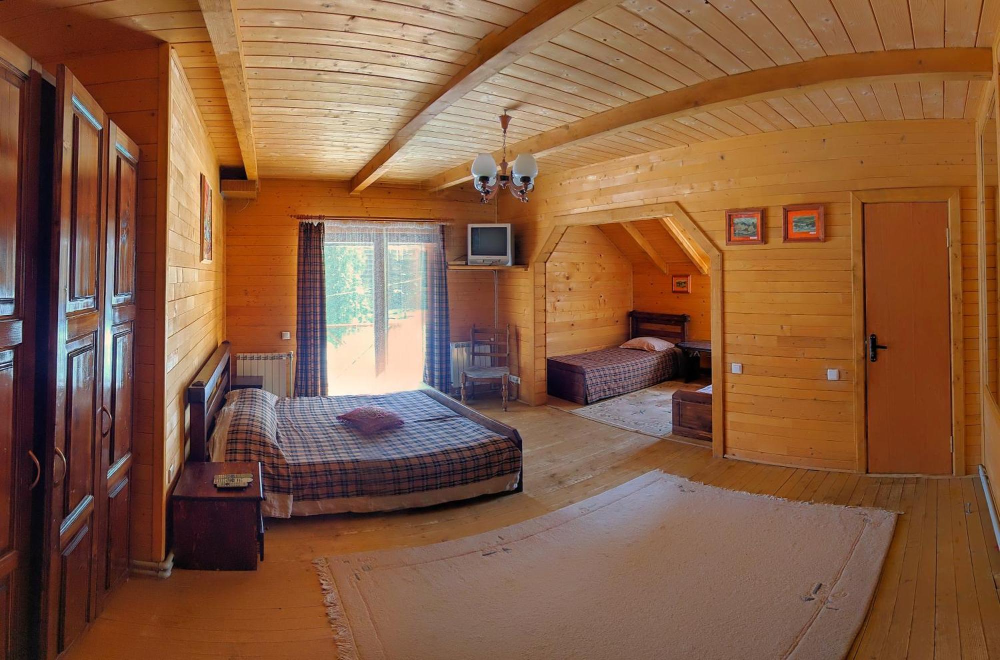 12 Months Estate Guest House Myslovka Cameră foto