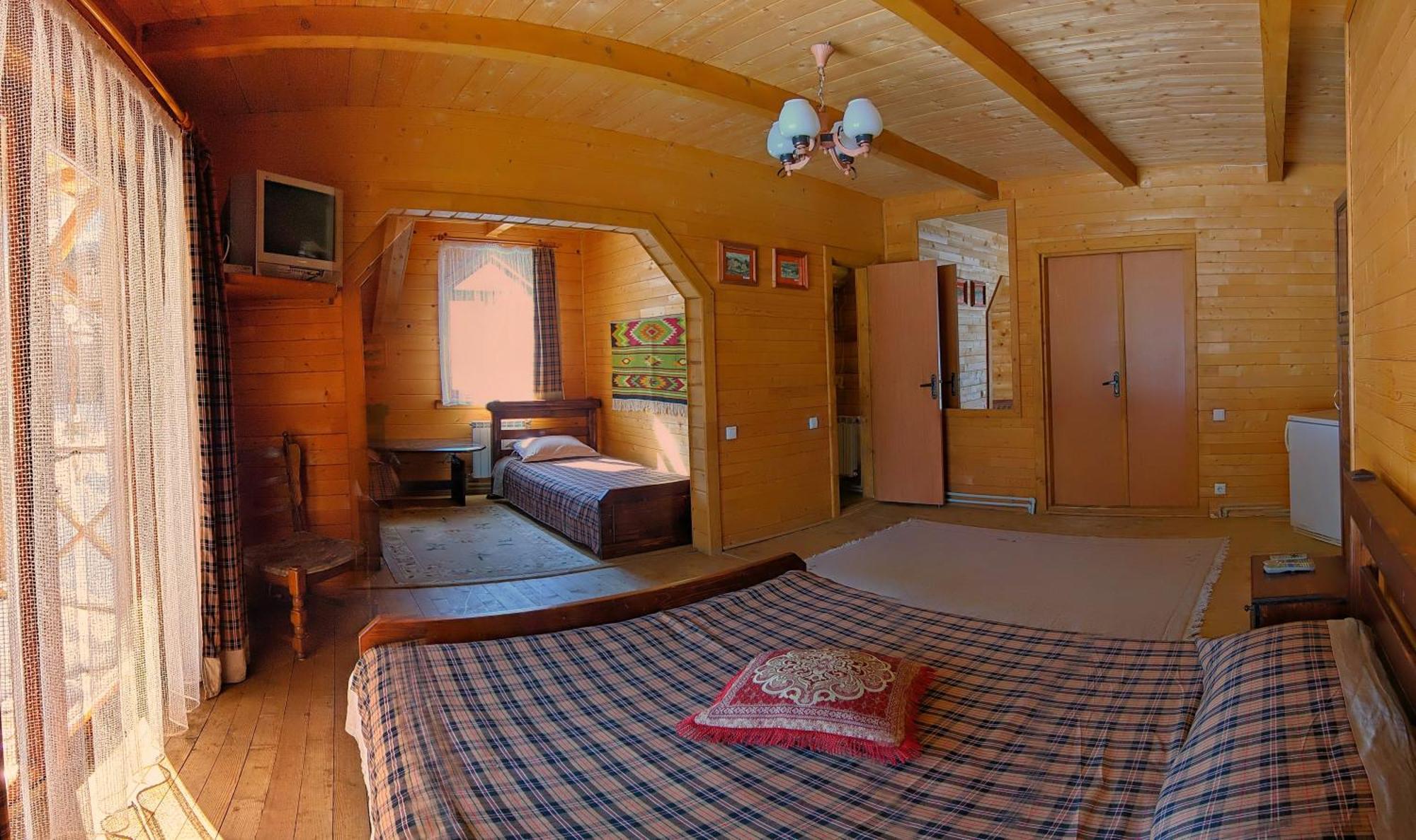 12 Months Estate Guest House Myslovka Cameră foto