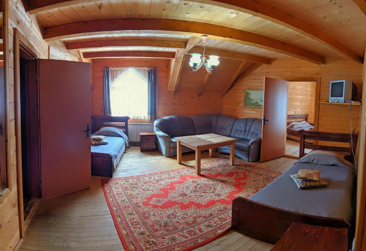 12 Months Estate Guest House Myslovka Cameră foto